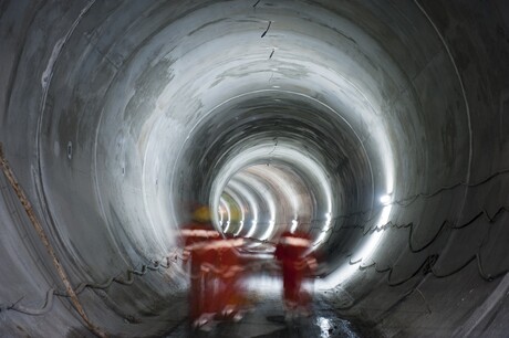 Snowy 2.0 tunnel work shut down due to flying shrapnel