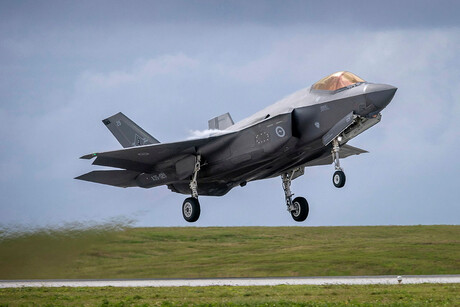 Australian industry contracts in F&zwj;-&zwj;35&nbsp;program worth over $5&nbsp;billion