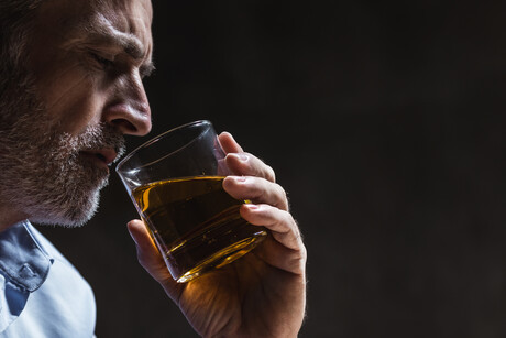 Anti-inflammatory drug may help treat alcohol use disorder