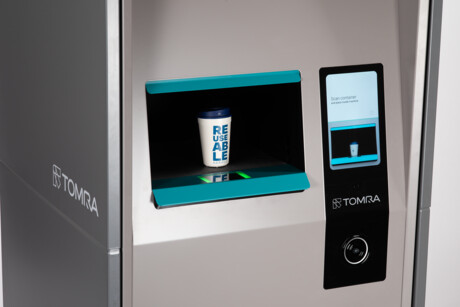 TOMRA launches return point for reusable takeaway packaging TOMRA launches return point for reusable takeaway packaging