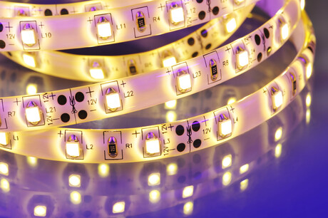 New model to boost performance of OLEDs New model to boost performance of OLEDs