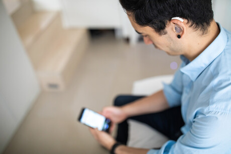 Telstra fined for disruption to emergency call support service