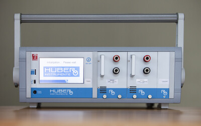 Huber Instrumente Digital pressure calibrator Type TM40