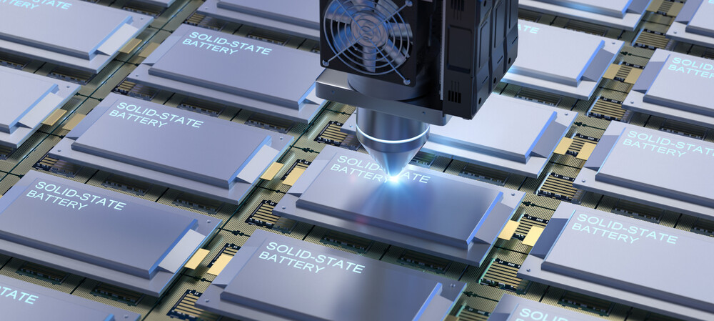 Review: solid-state batteries charge faster, last longer