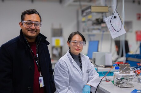 UNSW researchers to scale up development of clean aviation fuel