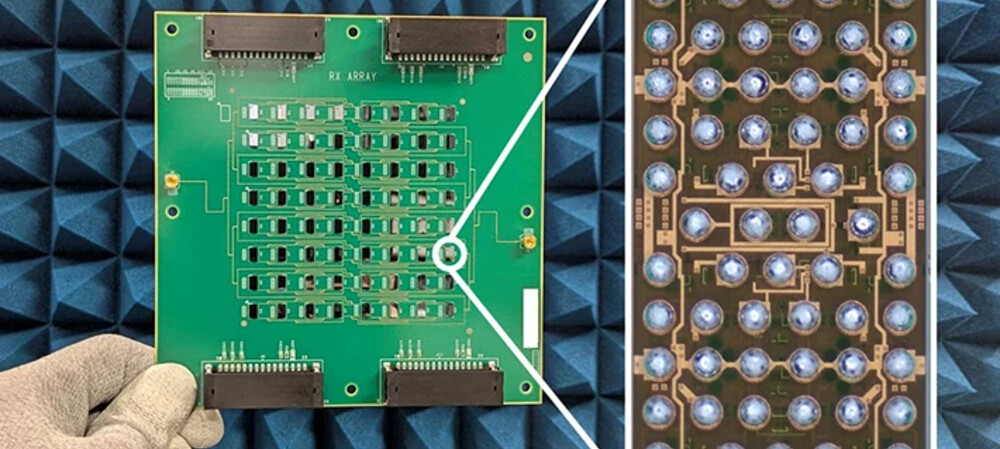 Doubling communication beams for small satellites
