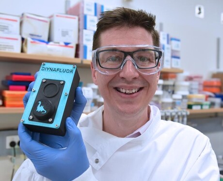 DNA analysis device built with a basic 3D printer