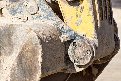 $500K fine after worker loses eye in &quot;horrific&quot; metal plate fall