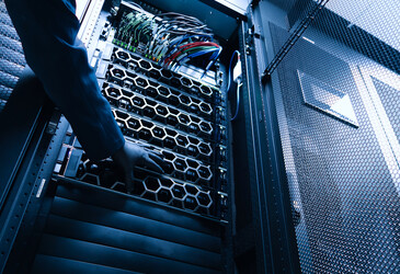 Custom solutions for complex rack installations Custom solutions for complex rack installations