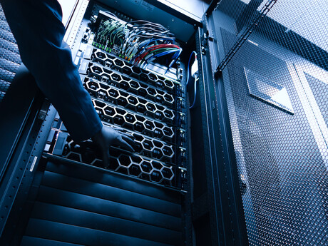 Custom solutions for complex rack installations Custom solutions for complex rack installations