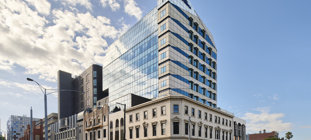 High-end heritage: expanded St Vincent&#39;s Private Hospital, Fitzroy