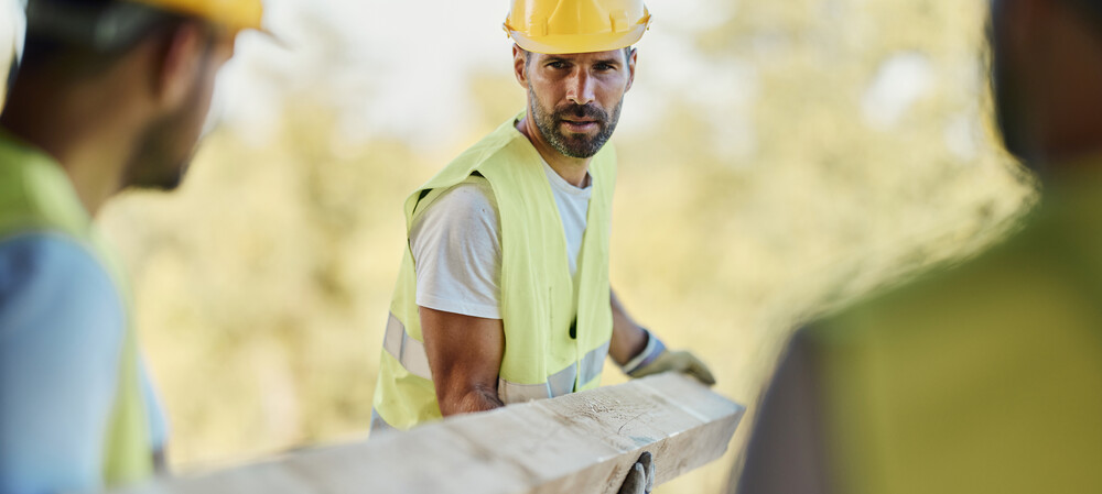 Can human&ndash;robot collaboration tackle manual handling challenges?
