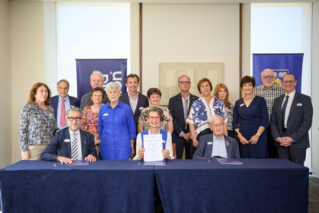 Leukaemia Foundation funds ongoing blood cancer research at UWA Leukaemia Foundation funds ongoing blood cancer research at UWA