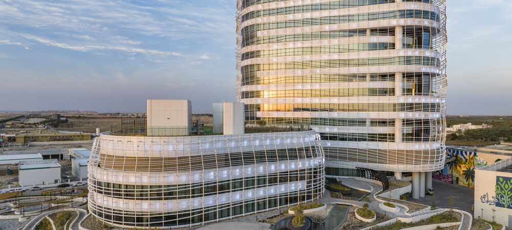 Vertical healing: redefining health care through high-rise hospital design