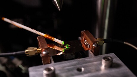 Diamond sensor reveals hidden magnetic fluctuations