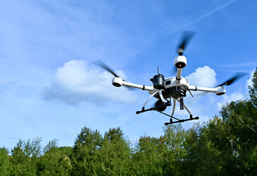 5G drones deliver live images from emergencies