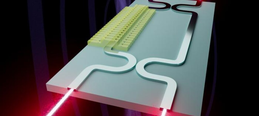Chip-scale magnetometer for high-precision magnetic sensing