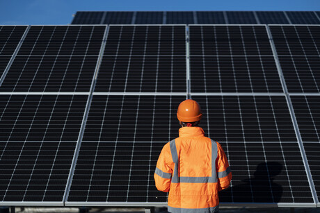 Why do a fifth of solar panels degrade rapidly?