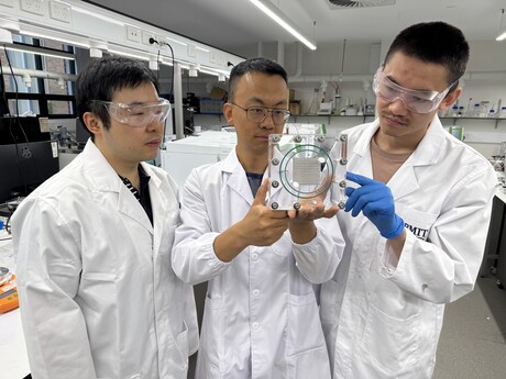 Carbon-conversion technology creates chemicals for jet fuel