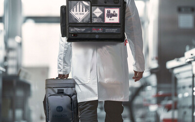 Cellbox Go portable, lightweight CO2 incubator