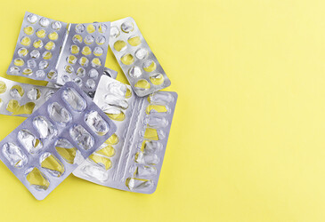 Medicine shortages are testing Australia's health system and clinicians need national support