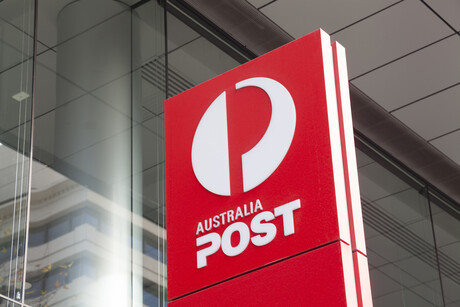 Australia Post sets 2030 emissions targets