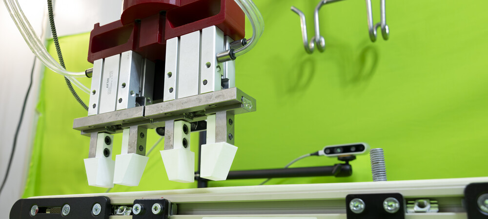 AI-powered robotic advances for chicken processing