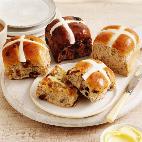 Aussies still hungry for hot cross buns