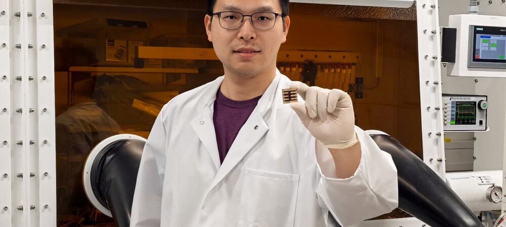 Making perovskite solar cells weather-resistant