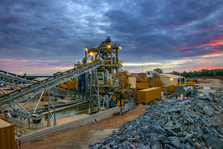 Government announces expanded minerals cooperation with Japan