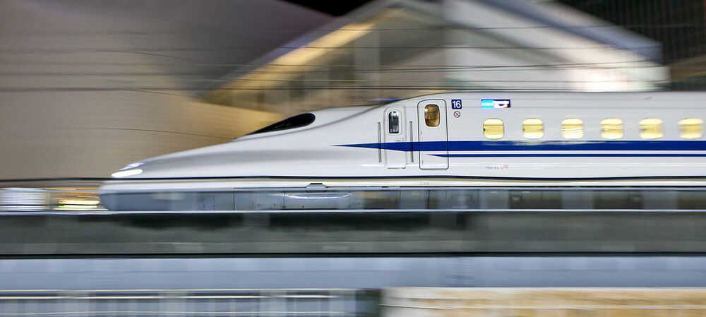 What the Japanese bullet train can teach us about cutting emissions