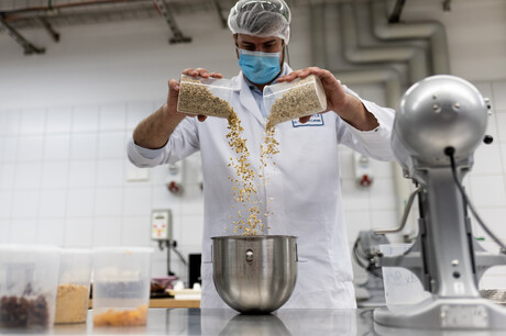 Tate &amp; Lyle expands next-gen sweetener program with BioHarvest Sciences