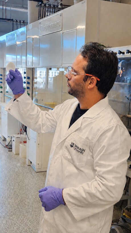 Researchers develop new way to recycle plastics