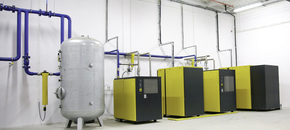 Decarbonising compressed air: the 30% rule and the controls that fix it