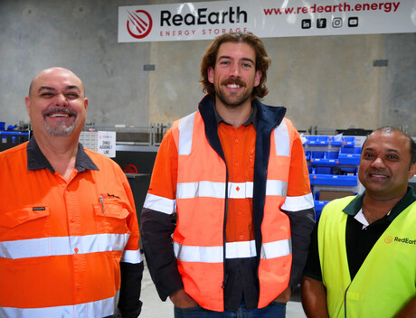 Australian electricians join RedEarth team