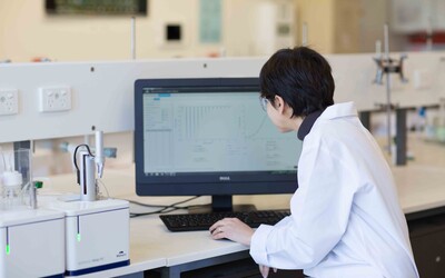 Malvern Panalytical MicroCal PEAQ-ITC isothermal titration calorimeter for measuring binding affinity and stoichiometry