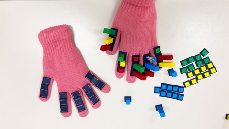 Wearable glove turns data into thermal sensations