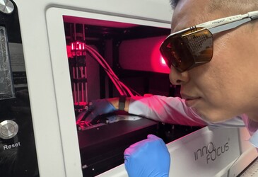 Prototype promises to build light analysis directly into imaging hardware