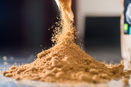 Food manufacturer improves efficiency with sieving solution
