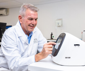 Logos Biosystems LUNA-FX7 Automated Cell Counter Logos Biosystems LUNA-FX7 Automated Cell Counter