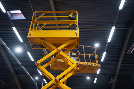 $200K fine follows uncontrolled collapse that trapped two workers