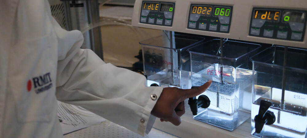 Dual-bubble approach achieves microplastic removal rates of over 90%