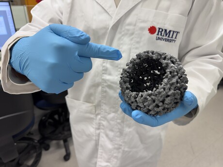Green hydrogen production receives boost using low-cost materials