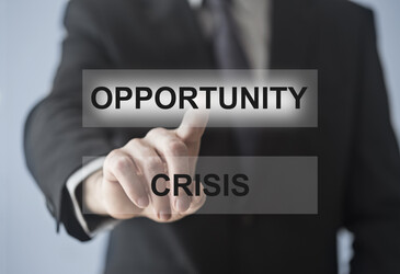 Who holds the keys? The knowledge trap behind major technology contract failures