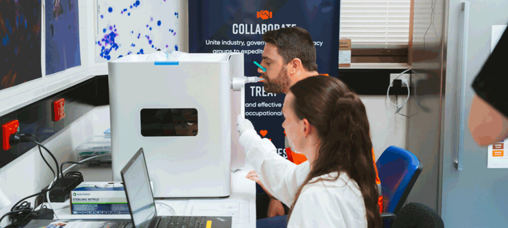 Could Australia's use of this machine identify silicosis before damage occurs?