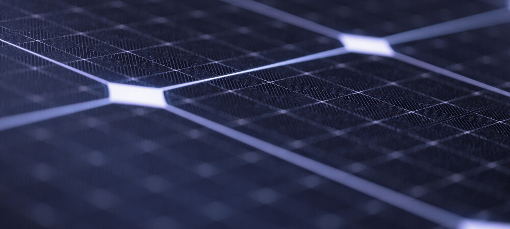 Controlling defects helps improve solar cell performance