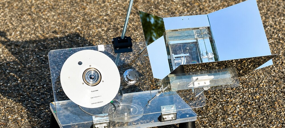 Hybrid system integrates power, heating and cooling