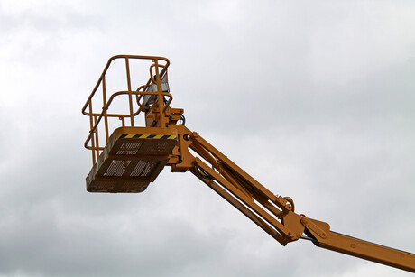 Death of 25-year-old crushed against steel frame leads to $630K in fines