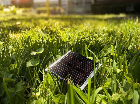 UNSW researchers find secret to better solar cells