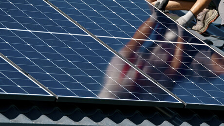 Vic tackles falls risk in solar sector